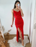 Aurella czerwona długa dopasowana sukienka z rozcięciem