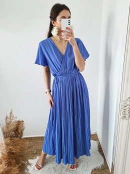 Chloe - kopertowa sukienka z plisowanym dołem niebieska