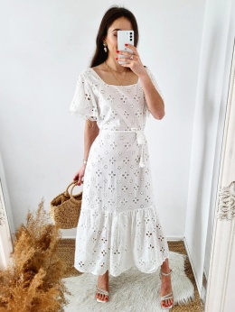 Elsa - biała haftowana sukienka w stylu boho