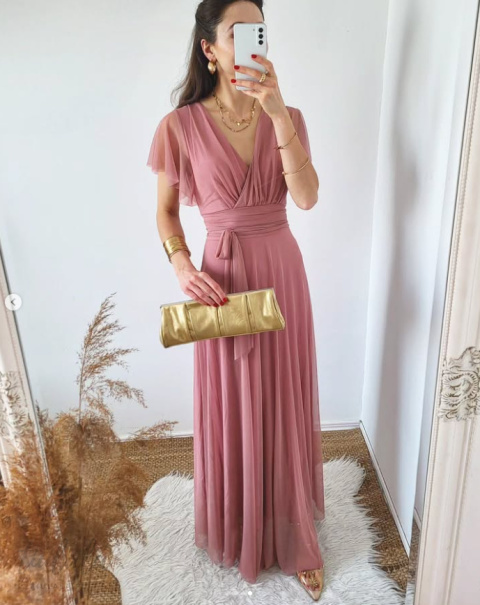 Latika tiulowa sukienka maxi pudrowy róż
