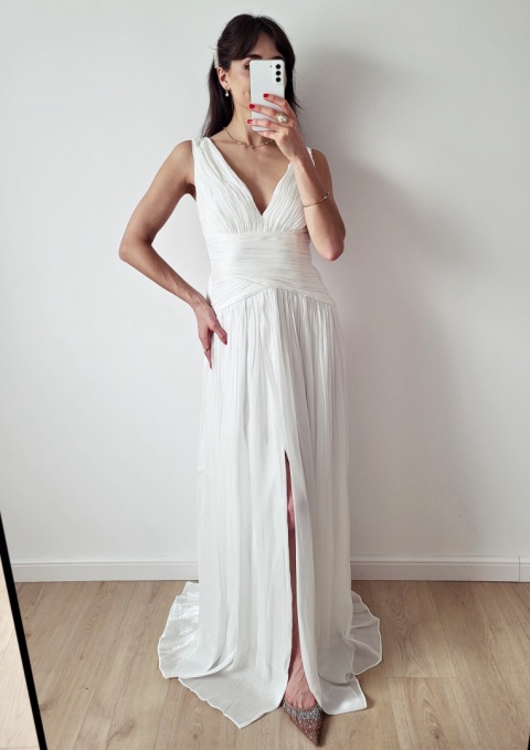 Ariell Suknia Ślubna delikatnie marszczona w talii