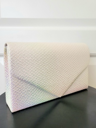 Biała torebka kopertówka Night Moon