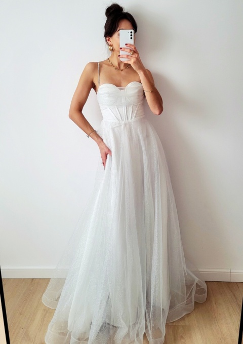 Brokatowa Suknia Ślubna Charms z gorsetem