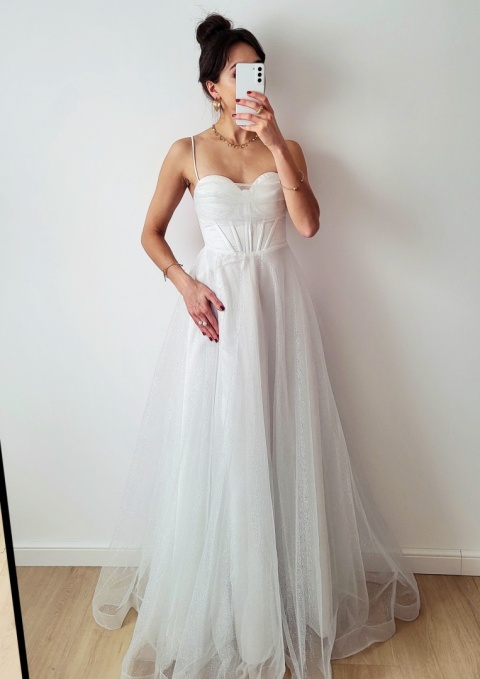 Brokatowa Suknia Ślubna Charms z gorsetem