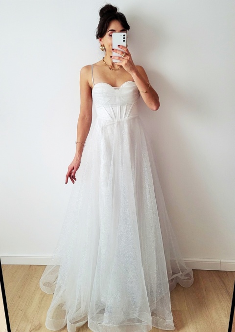 Brokatowa Suknia Ślubna Charms z gorsetem