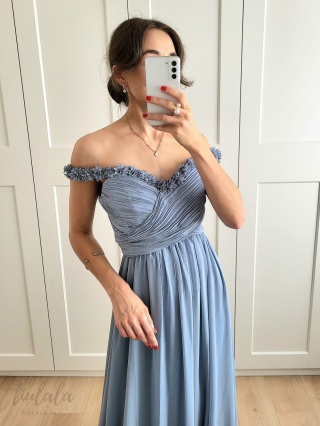 Clara błękitna sukienka maxi ze zdobioną górą