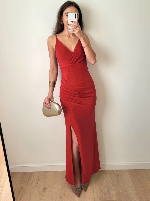 Czerwona długa sukienka brokatowa z rozcięciem Lena