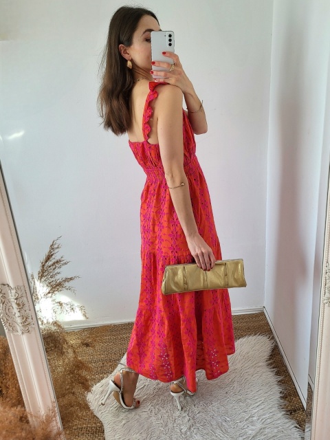 Haftowana sukienka w stylu boho bawełniana