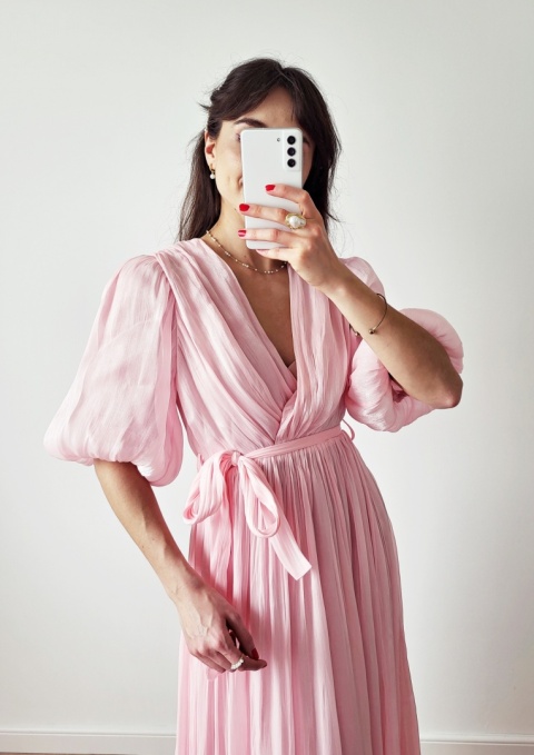 Lilie różowa sukienka z efektem tafli