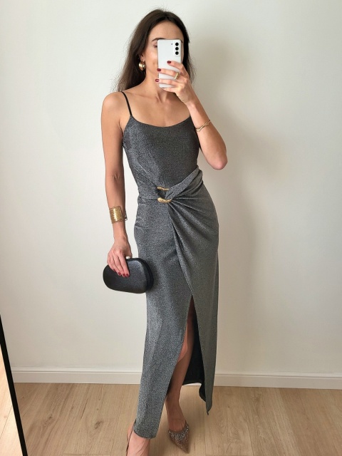 Loren srebrna brokatowa sukienka z delikatnym rozcięciem