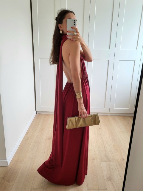 Bordowa długa sukienka wiązana manyway