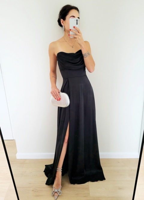 Satini czarna długa sukienka z gorsetem rozkloszowana