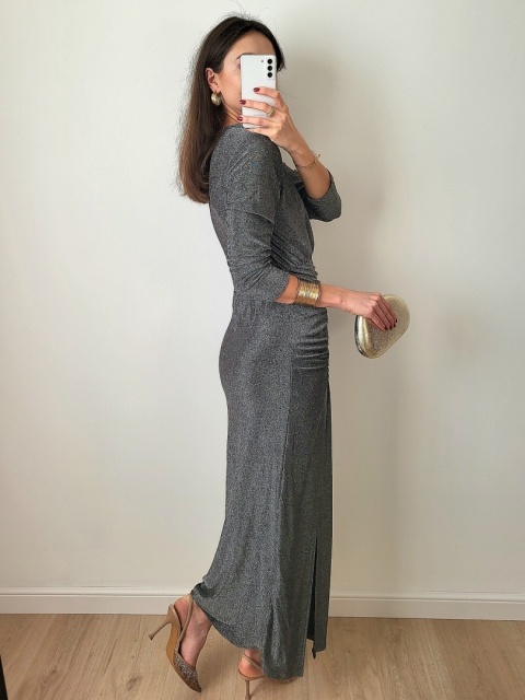 Srebrna brokatowa sukienka z długim rękawem Auris