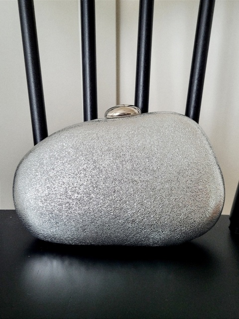 Srebrna torebka kopertówka Silver Glow