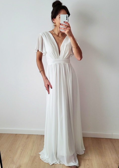 Tessa biała suknia o prostym zwiewnym kroju