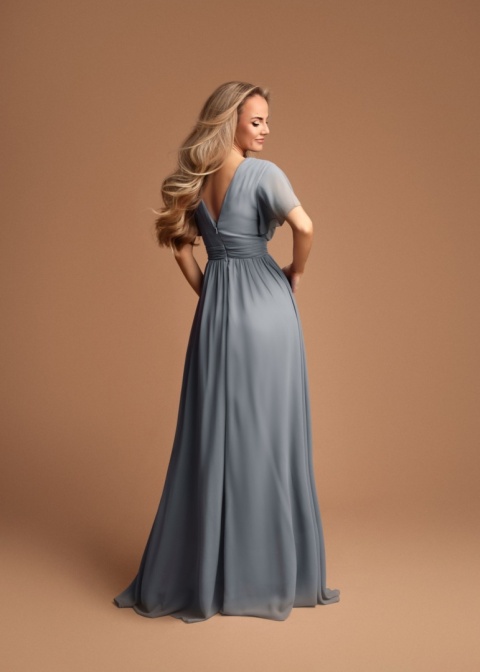 Tessa błękitna długa sukienka o zwiewnym kroju