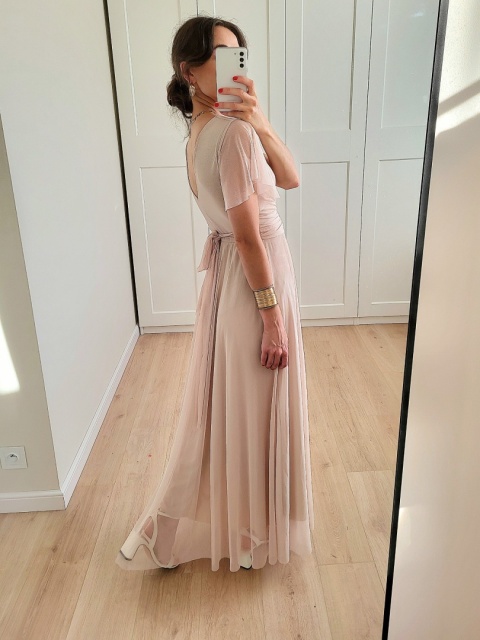 Tiulowa długa sukienka Latika